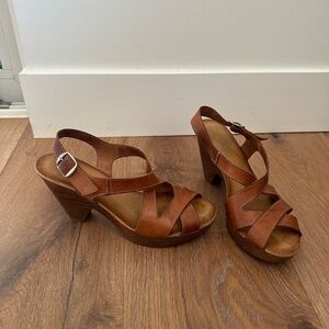 Brown Strappy Women's Sandals